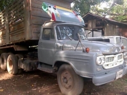 รถ10ล้อ หัวยาว ติดต่อ080-1405528