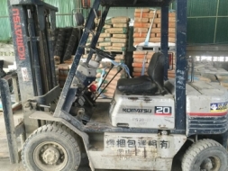 ขายรถฟอร์คลิฟต์มือสอง KOMATSU รุ่น FG20-11 2ตัน