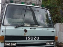 ขายด่วน รถ 6 ล้อ