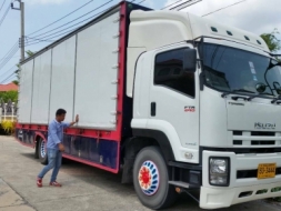 หกล้อใหญ่ อีซูชุ FTR 240 แรงปี54 สภาพเยียมสวยจัดเดิมทั้งคัน เล่มทะเบียนพร้อมโอน