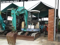 ขายรถแบคโฮ SUMlTOMO SH30UJ รถเกานอก พร้อมใช้งานเท่า PC 30 เครื่องดี ปั้มแรงทำงานไวราคาถูกสุดค่ะ