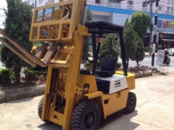 ฟอร์คลิฟท์ KOMATSU 2 ton