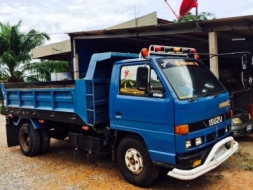 6 ล้ออีสุสุ 4คิว 110แรงม้า พร้อมใช้งาน เล่มติดมือ ....