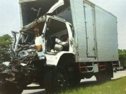 ขายด่วนรถ 6 ล้อ ISUZU FTR11H