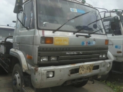 ขายด่วนครับ หัวลาก NISSAN UD CWM430HT เครื่อง 290 TERBO ปี35 -40 จำนวน 5 คัน