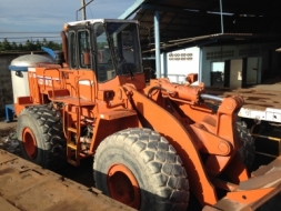 รถตัก HITACHI LX 200