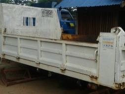 ขายกระบะดั้ม 69,000 บาท ยาว 3.65 เมตร กว้าง 2 เมตร คัสชีฝากกว้าง 72 สวยพร้อม