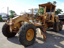 ขายรถเกรด CATERPILLAR 140G S/N 72V13XXX สภาพดี เอกสารครบ