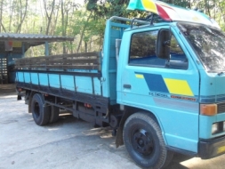 ขายอีซูซุNKR 110 ปี37เกียร์สั้นสภาพสวยพร้อมใช้ สวยๆ ครับเดิมๆ