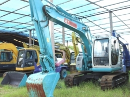 ขายรถขุด SK 135 SR มีแอร์เอกสารครบมีลายใบ50สภาพเต็มสวยพร้อมใช้ที่ล้านละอองดาวแทรคเตอร์นครชัยศรี