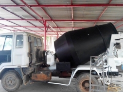 บริการงานรถโม่ปูน งานซ่อมเครือง ปั้ม เกียร์ ทำสีโม่ปูน สีหัว สีรถ