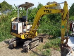 รถขุดเล็ก TCM TB025 รหัสสินค้า : 80802726 Line ID: nihonmono หรือเพิ่มเติมไดที่ www.nihonmono.