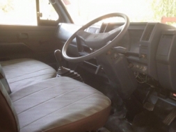 ขายครับ 4ล้อกลางNKR88ปี38 รถห้างแท้ เกียร์สั้น. เครื่องดี คัสชีใสเลย. รถอาบน้ำมาสวยบางๆๆ ภายในครบ