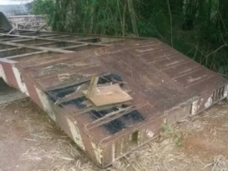 ขายด่วนกระบะบรรทุกแบคโฮ เหล็กข้างเป็นเหล็ก I-Beam 200 ซอยเหล็ก WF ขายถูก ๆ ครับ ราคา 55,000.00 บ