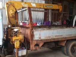 ขายรถเครนNKR110แรง เครน2.5ตัน สภาพพร้อมใช้งาน