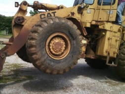 ขายด่วนรถตักล้อยางเอวออ่นCAT950Bรถสวยเดิมมีเล่มทะเบืยน