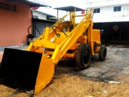 ขายรถตักkomutsu sd20