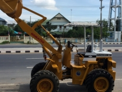 ฝากขายรถตักล้อยาง