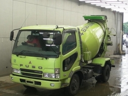 ขายรถโม่ปูนมิตซูเครื่อง195 แรงม้า โม่2.5Q สภาพดีพร้อมใช้งาน