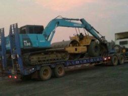 ขายรถแม็คโครpc130 รุ่น5 สภาพดีพร้อมทำงานราคาประหยัด