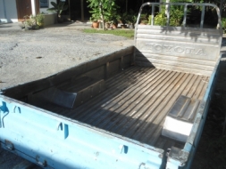 ขายครับกะบะเลส 4 ล้อกลางสภาพสวยครับ เป็นของโตโยต้า ครับแต่ ใส่รุ่นอื่นใด้นะครับ