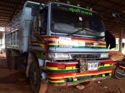 ขายด่วน. รถสิบล้อสองเพลาดั้มพ์. Hino. Fm. 2k. สภาพดีมากพร้อมใช้งาน. เอกสารพร้อม.