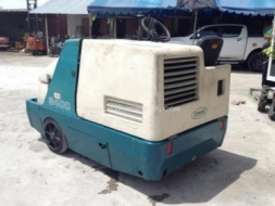 ขายรถทำความสะอาด  TENNANT   6400  รหัสสินค้า : 80802620 Line ID: nihonmono หรือเพิ่มเติมไดที่ www.ni