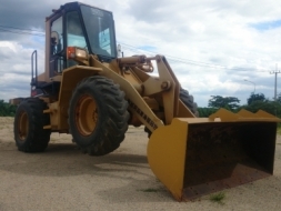 ขายรถตักล้อยาง KOMATSU WA100-1 (แขนยาว สภาพดี)