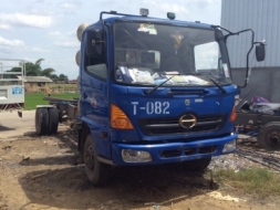 ขายหกล้อราคาถูกๆมี4คันเมกก้า2คัน nkr 4ล้อกลาง 1 คัน ครัชซี ช่วงล่าง FB4J 1คัน 320000