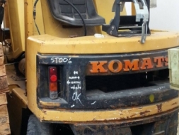 ขายรถยกโฟร์คลิฟท์ยี่ห้อKOMAT'SU FG33 N-4