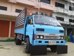 << 240000 >> ขาย ISUZU KS 110 แรง ล่างใหญ่ Fหน้า - หลัง ยาว 4.30 เมตร