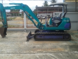ขายแบคโฮ ยี่ห้อ KOMATSU PC40-7