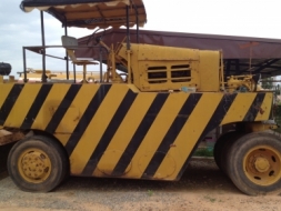 ขายรถบด ล้อยาง 11 ล้อ