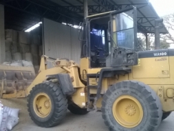 ขายรถตักล้อยาง WA 100