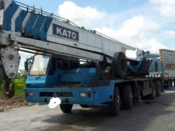 พิเศษ 3,80,000 บาท รถเครน KATO Model NK-350 Serial CT-35270 เก่านอก 35 ตัน เครื่อง V8 เล่มทะเบียนพร