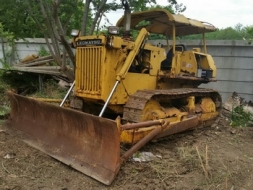 ขาย รถแทร็กเตอร์ ดันดิน TRACTOR D45A KOMATSU พร้อมใช้งาน