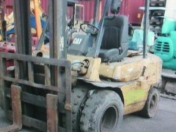 ขายรถโฟล์คลิฟท์ Caterpillar ยก 4 ตัน ดีเซล เสา 4 เมตร