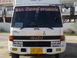 ขาย rocky ตู้ 10 บาน ยาว 7.50 เมตร ไม่มีเสากลาง สนใจติดต่อ 081-7571402