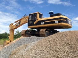 ขาย 320 B สวยพร้อมใช้งาน phut 086.1114979