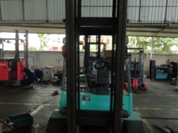 ขายรถ mitsubishi ขนาด 3.5 ตัน ดีเซล เกียร์ ออโต้ ราคาถูก