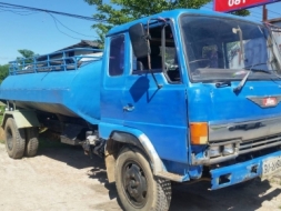 รถน้ำ hino FB เครื่อง HO7C เกียร์ HO เบรกจิฟฟี่ พวงมาลัย เพาเวอร์ สภาพพร้อมใช้งาน เครื่งดีคันชีสวย เ