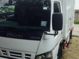 สี่ล้อกลาง อีซูซุ NKR100โบว์ ปี51ยาว3.20ม สภาพกริบสวยเดิม พร้อมใช้งาน ทะเบียนป้ายใหญ่ เล่มพร้อมโอน ร