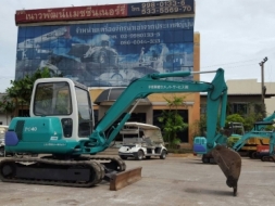 รถขุด PC40-7 KOMATSU เก๋งสวยมาก ชั่วโมงการทำงานน้อย สนใจติดต่อคุณชุมพล 086-0044333, www.nmc99.com