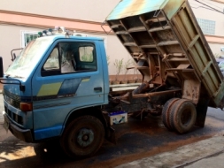 ขายดั๊ม 3 คิว ปี 36 รถห้าง