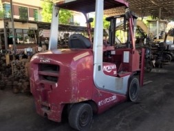 รถฟอร์คลิฟ TCM หนัก 2 ตัน ราคา 220,000 บาท รถเก่านำเข้าจากญี่ปุ่นไม่เคยใช้งานในไทย สภาพพร้อมลุยงา