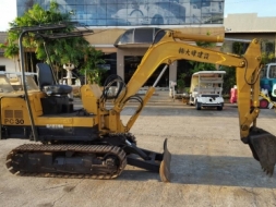 รถขุด ขนาด PC30 เครื่องยนต์ Yanmar 3 สูบ รุ่น YB1200SS ราคา 280,000.- บาท สอบถามรายละเอียดที่คุณช