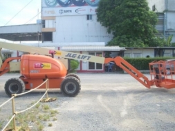 ขายรถกระเช้า JLG บูมศอก 600AJ สูง 18.46 เมตร มือสอง ปรับสภาพแล้ว พร้อมใช้งาน ราคาถูกสุดๆ