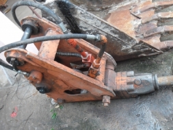 รับต่อกระบะ รถบรรทุกหกล้อ สิบล้อ และงานเหล็กทุกชนิด