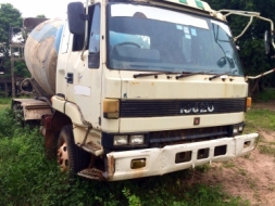 ขายด่วน รถโม่ปูน สิบล้อสองเพลา พร้อมใช้งาน เอกสารพร้อม
