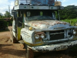 ขายด่วน รถแทรเลอร์ หัวยาว เพลาเดียว 145 แรง เครื่อง ISUZU พร้อมเล่ม สนใจโทร 089-3818694 ดวงนภ